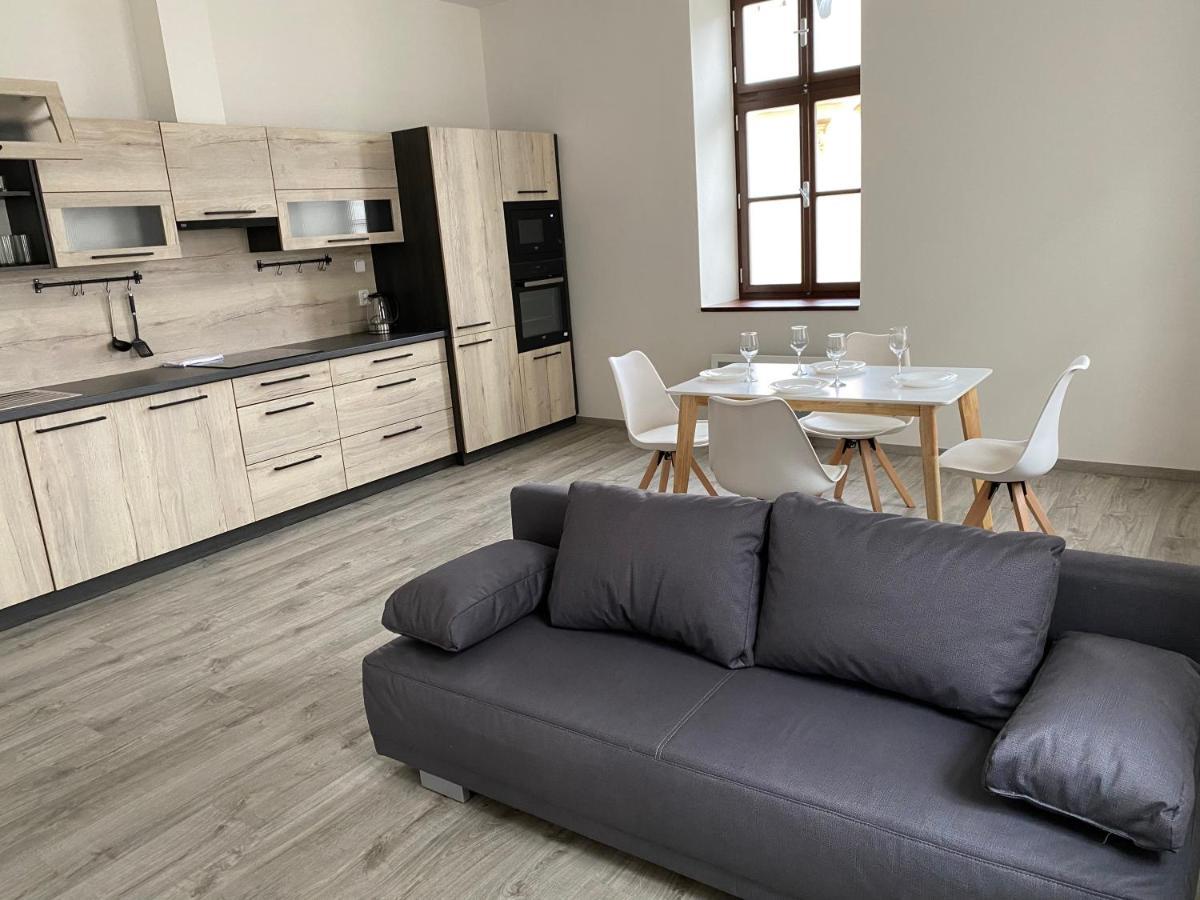 Klicperovo 3Kk Apartment Hradec Kralove Exterior photo