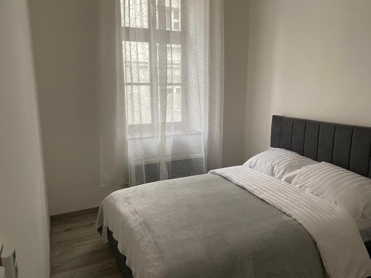 Klicperovo 3Kk Apartment Hradec Kralove Exterior photo